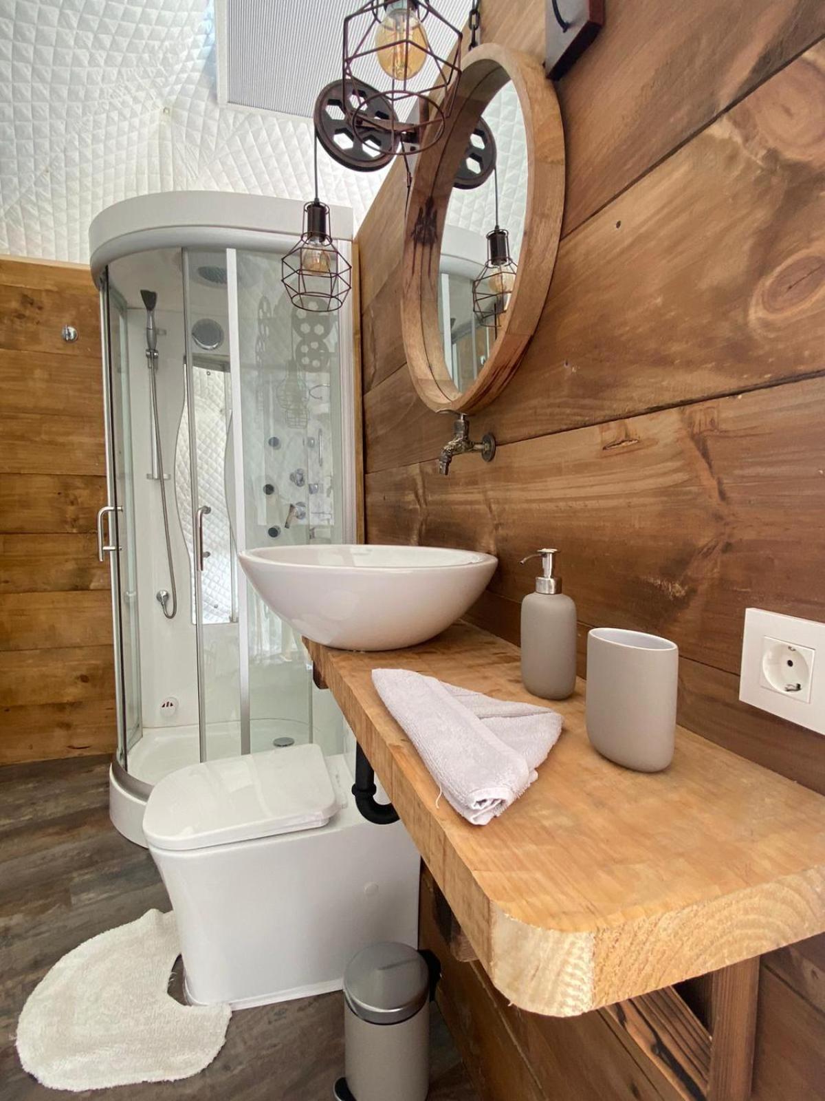 Glamping Quintana Hotell Gijón Eksteriør bilde